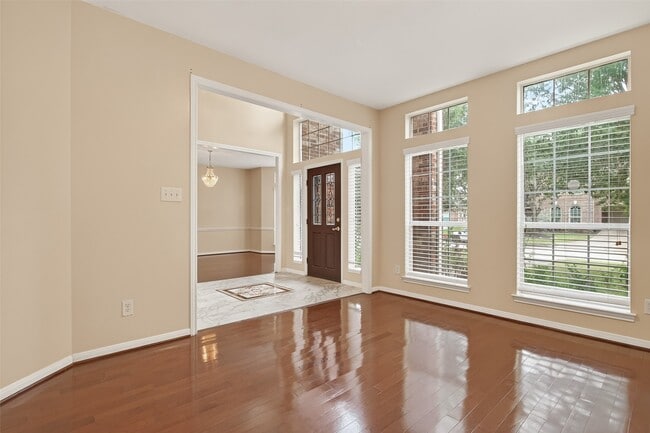 Building Photo - 5907 Indian Hills Ln