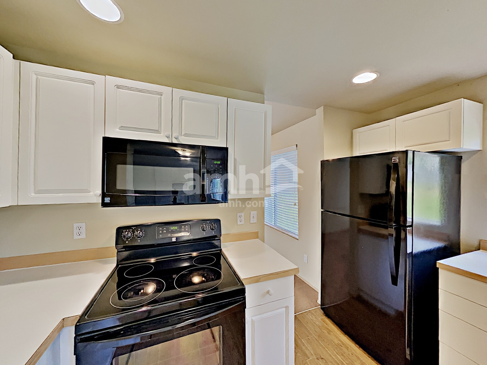 Building Photo - 6304 88th Street Ct E