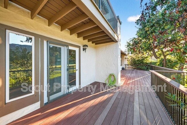 Building Photo - 38285 Oaktree Loop