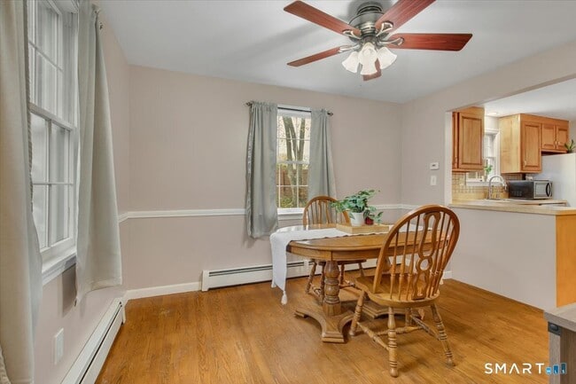 Building Photo - 102 Wetherell St