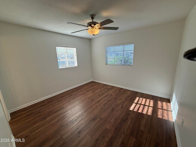 Building Photo - 2405 W Citrus Way