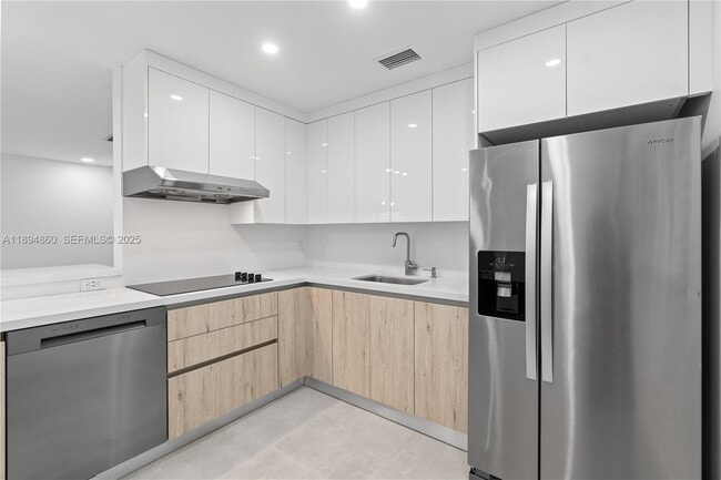 Building Photo - 8631 NW 12th St