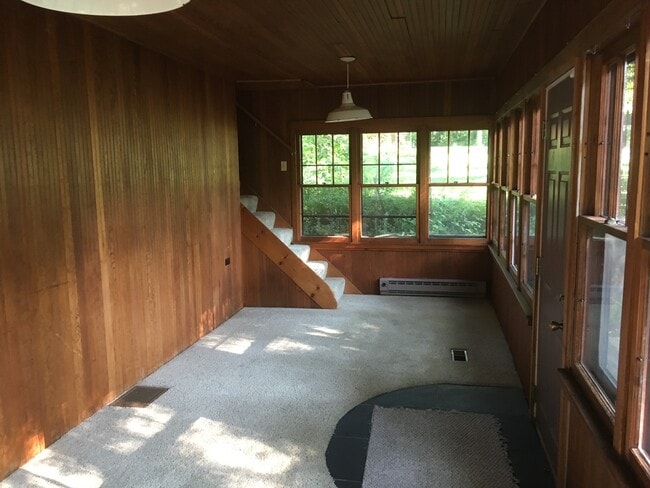 Building Photo - 8411 Abbott Ln
