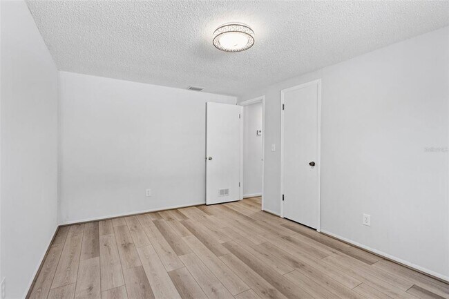 Building Photo - 10187 122nd Ave N