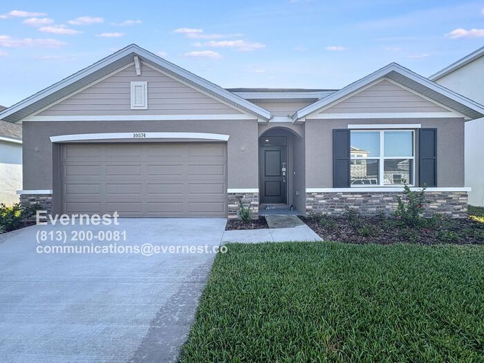 Building Photo - 10574 Farm Hl Ave