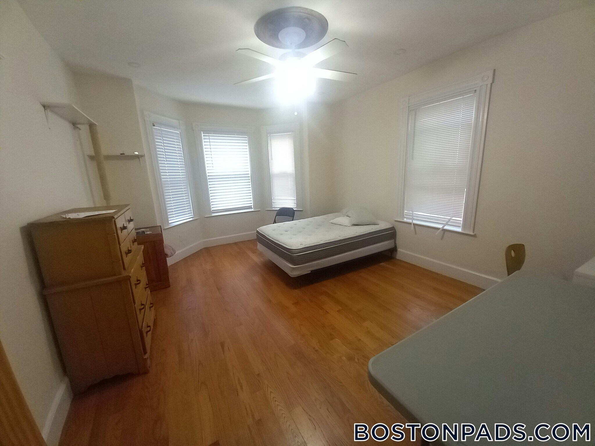 Building Photo - 190 Highland St