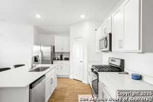 Building Photo - 304 LAS LOMAS