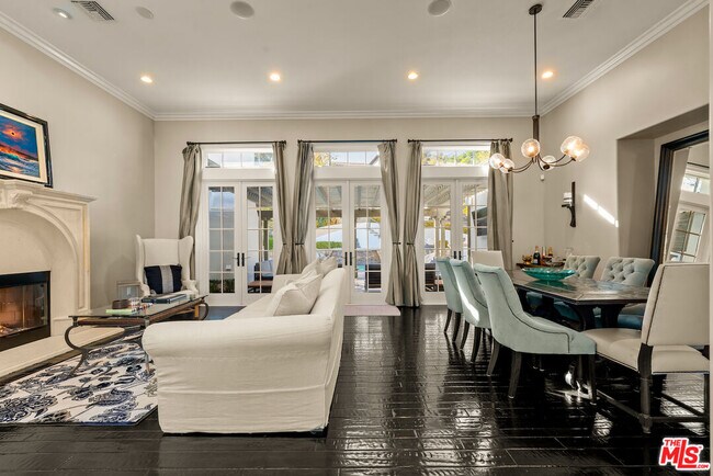 Building Photo - 25400 Prado De Las Peras