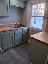 Building Photo - 145 E Addison St