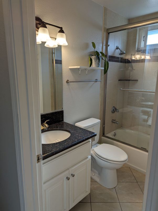 Building Photo - 2925 E Spaulding St