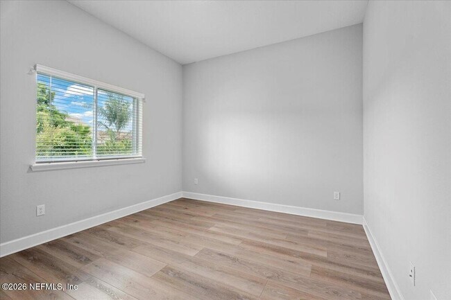 Building Photo - 52 Clarendon Rd