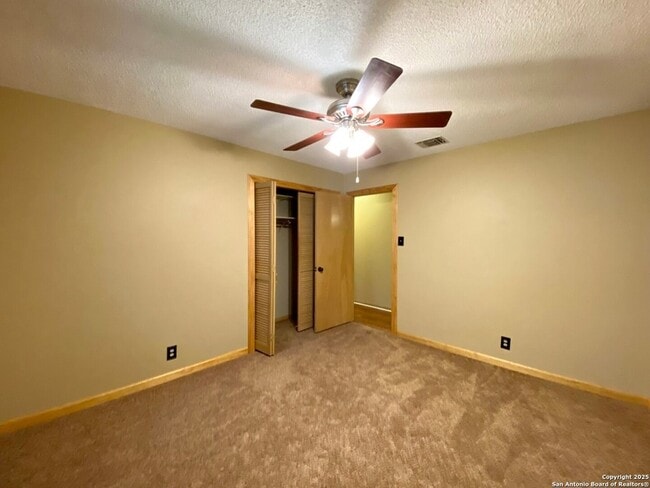 Building Photo - 8911 Shady Leaf