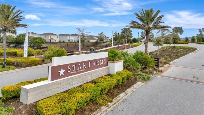 Building Photo - 18303 Wheathouse Pl