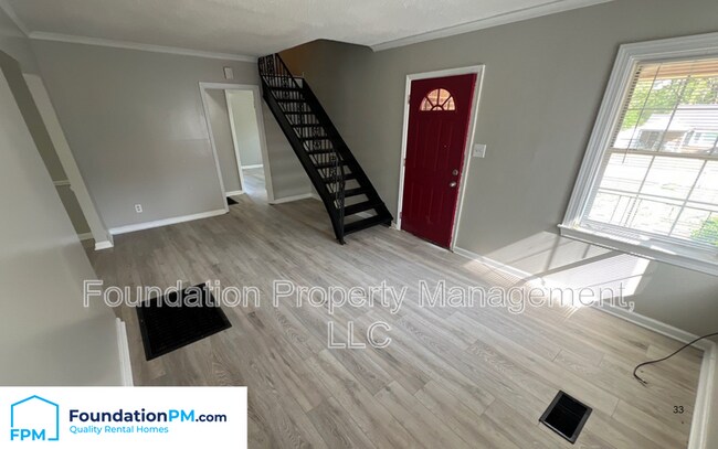 Building Photo - 1847 Driftwood Ave