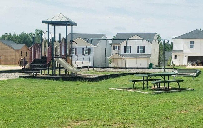 Building Photo - 538 Ivy Brook Way