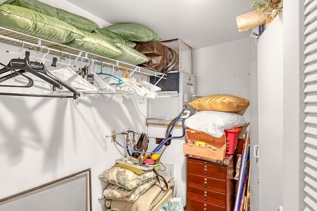 Building Photo - 2800 N Ocean Dr