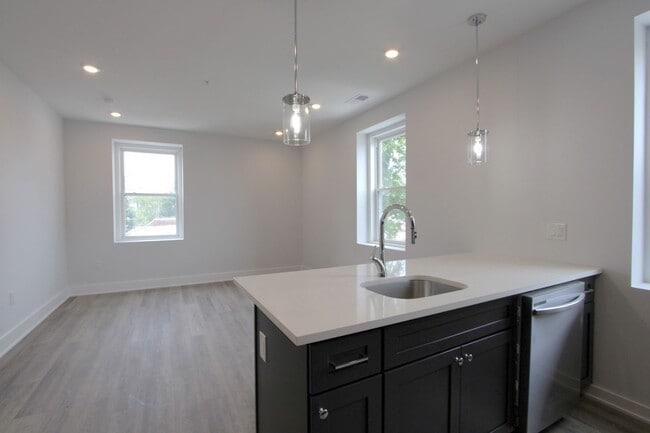 Interior Photo - The Allengrove