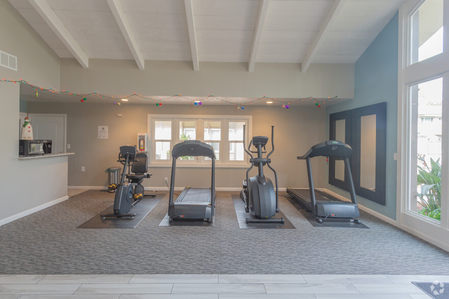 Fitness Room - Balboa Apartments