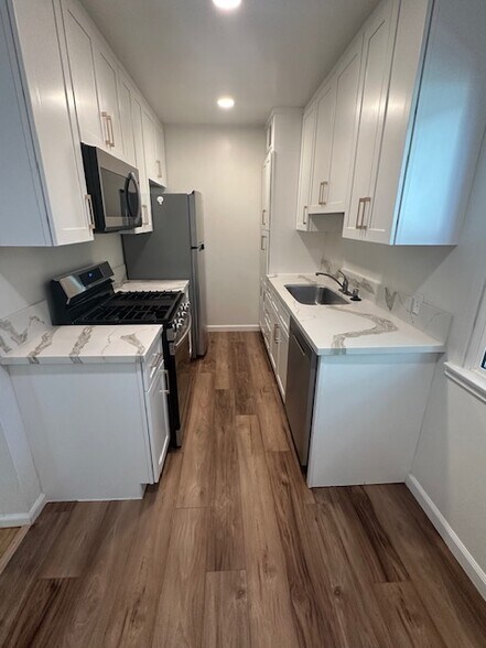 Building Photo - 1336 Berkeley St