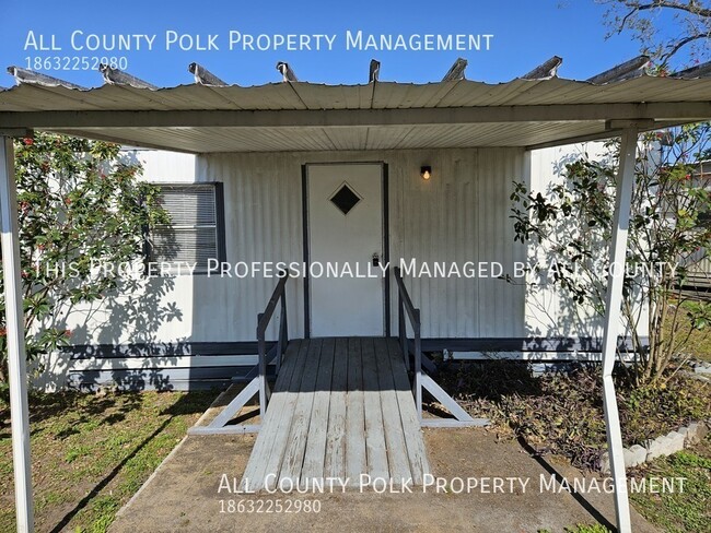 Primary Photo - Awesome 2-Bedroom Mobile Home For Rent in ...