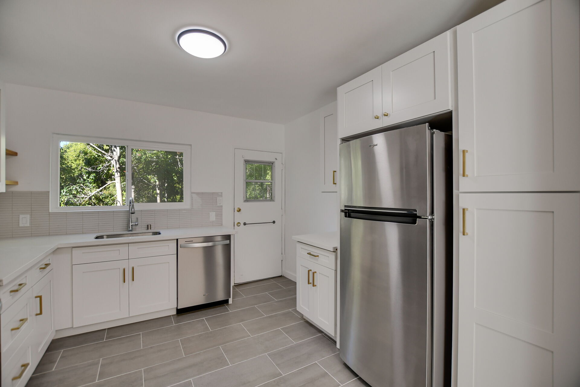 Building Photo - 2005 21st St