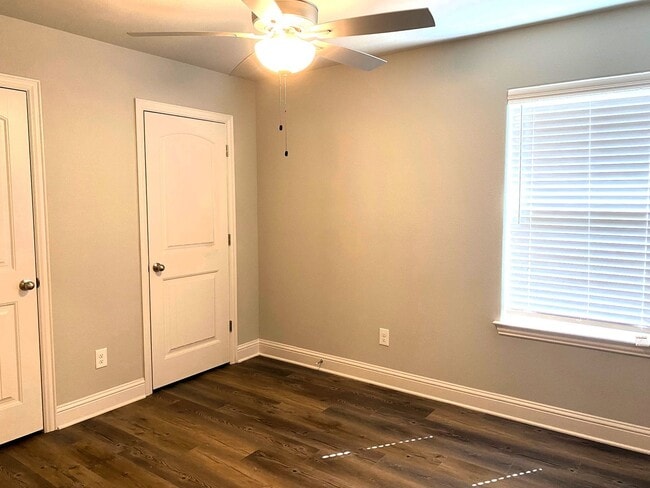 Building Photo - NEW BUILD FOR LEASE IN "THE GROVE" IN SHER...