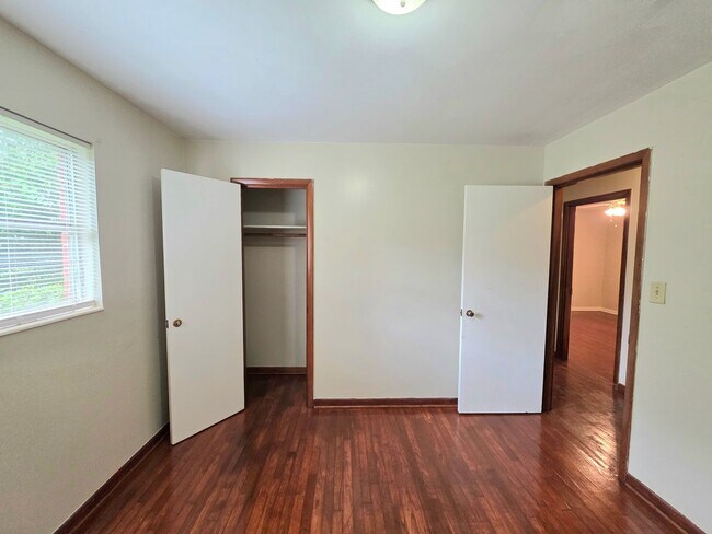 Building Photo - 6016 Sewell St