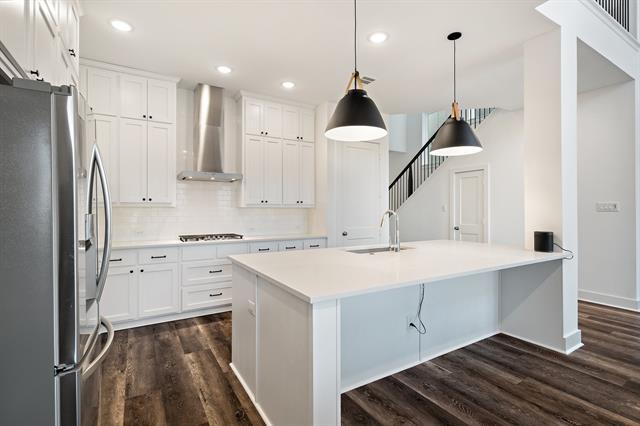 Building Photo - 2053 White Grove Dr