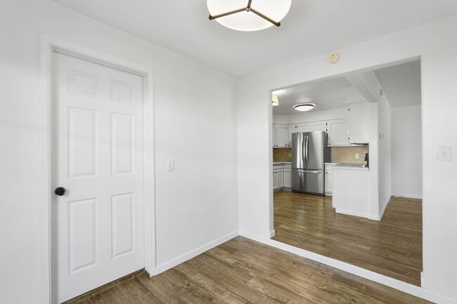 Building Photo - Beautiful Vacaville Home Near Parks, Schools & Shopping