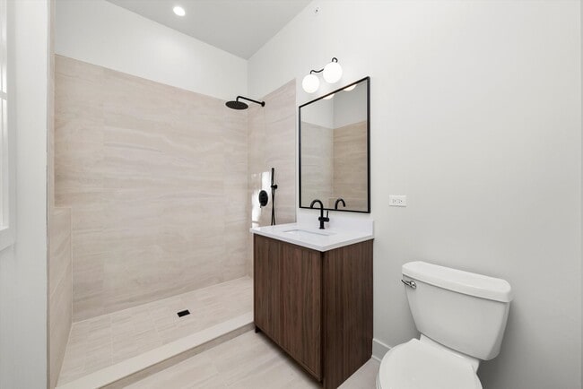 Building Photo - 1037 Belleforte Ave