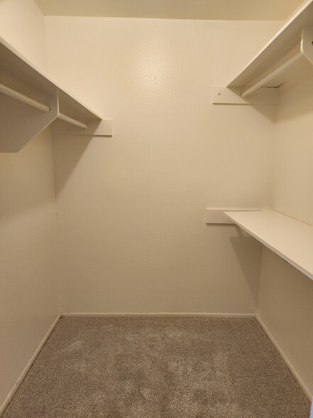 Building Photo - 6416 Friars Rd