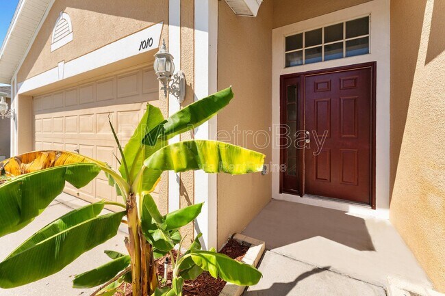 Building Photo - 1010 Summer Breeze Dr