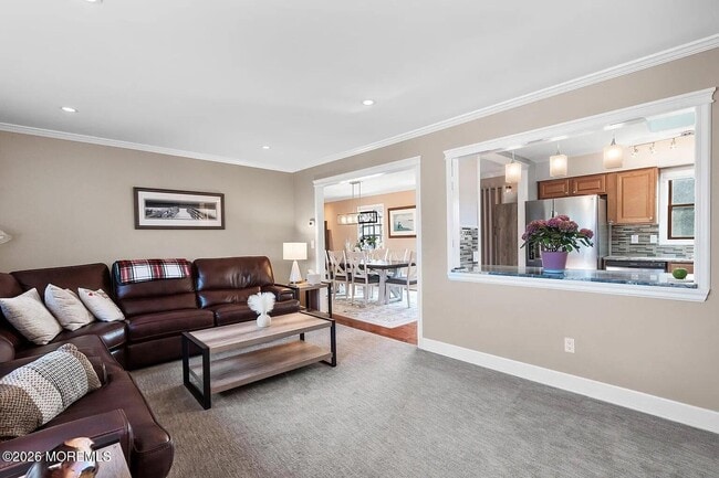 Building Photo - 1435 Flintoft Ave