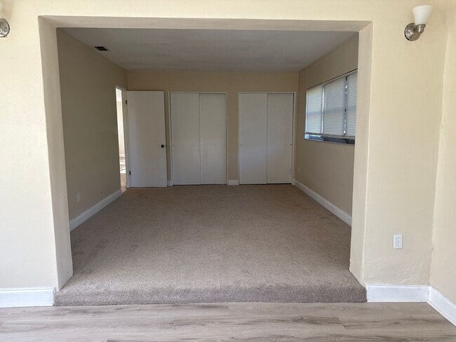 Building Photo - Tyrone single family home 2/1