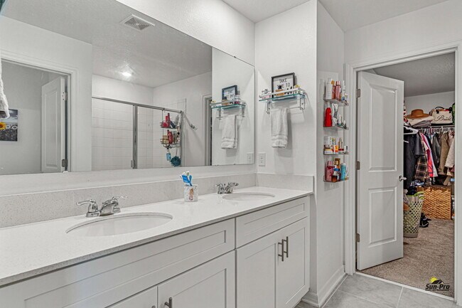 Building Photo - 1164 Sand Trap Ct