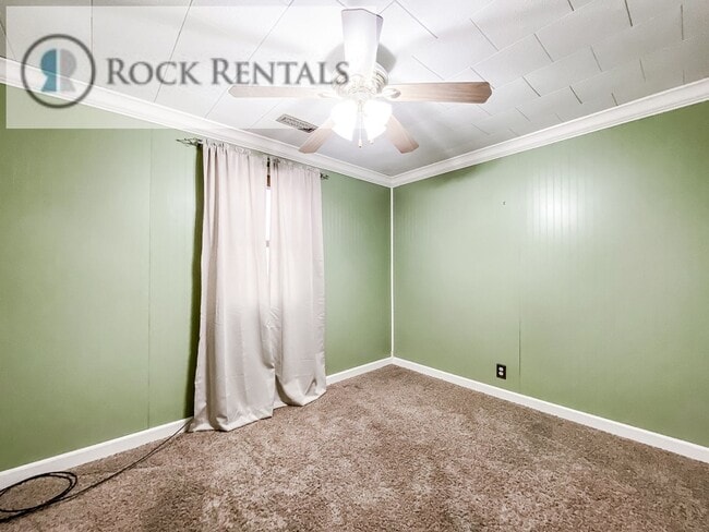 Building Photo - Cute 3 Bed 1 Bath Near Rice Park
