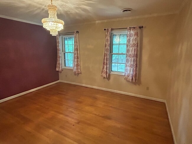 Building Photo - 5 Bed | 3.5 Bath House in Raleigh