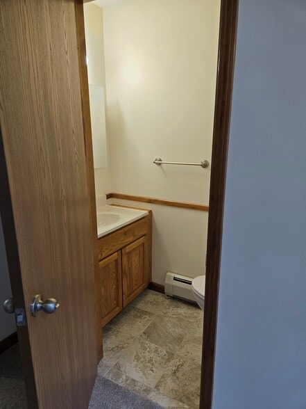 Half-Bathroom - 602 Forest Ln