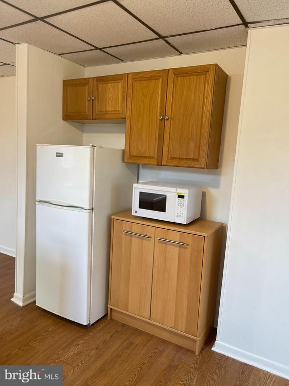 Building Photo - 613 S 8th St