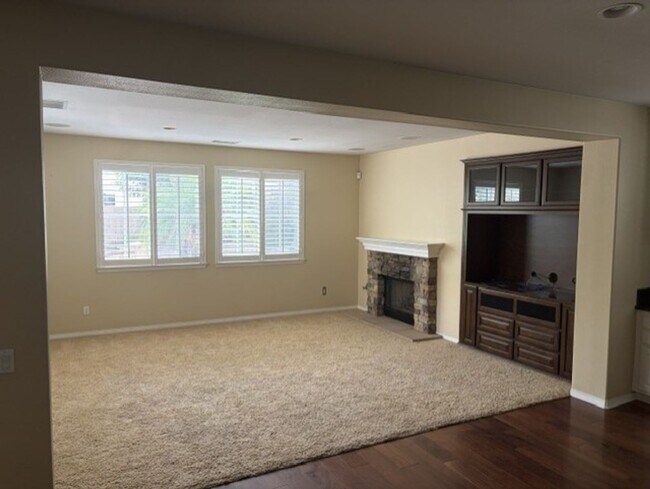 Building Photo - 45486 Olive Ct