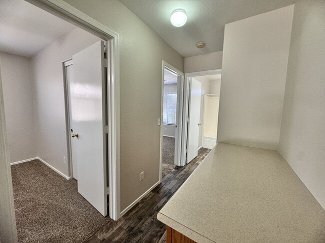 Building Photo - 9138 W Ross Ave