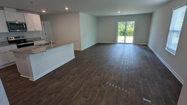 Building Photo - 385 Coconut Dr