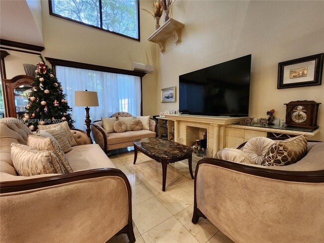 Building Photo - 21028 NE 34th Ct