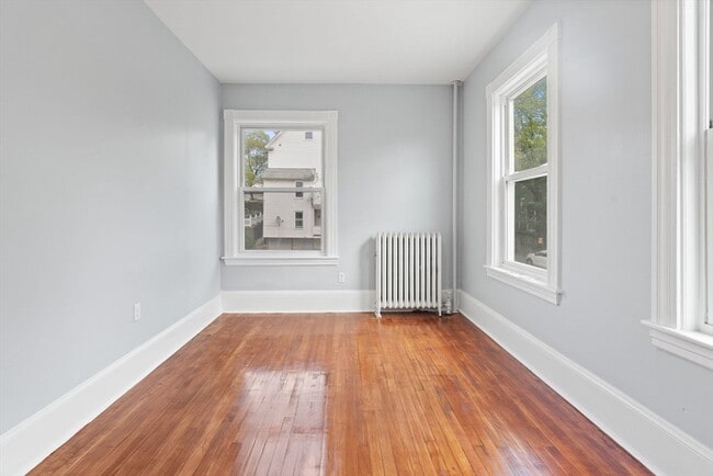 Building Photo - 24 Vinton St