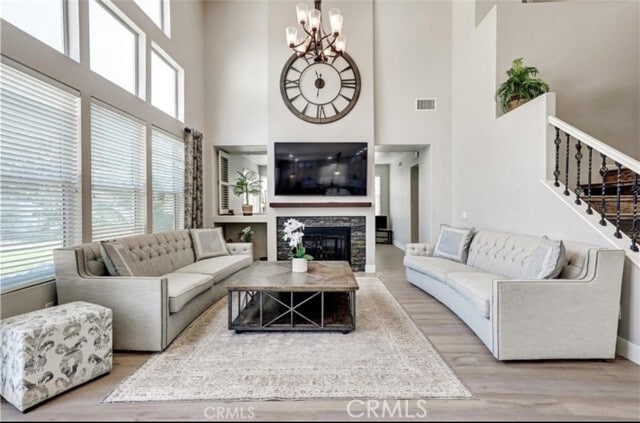 Building Photo - 575 Rembrandt Dr