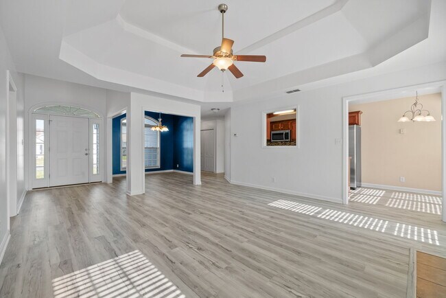Building Photo - 3735 N Cindy Jo Dr
