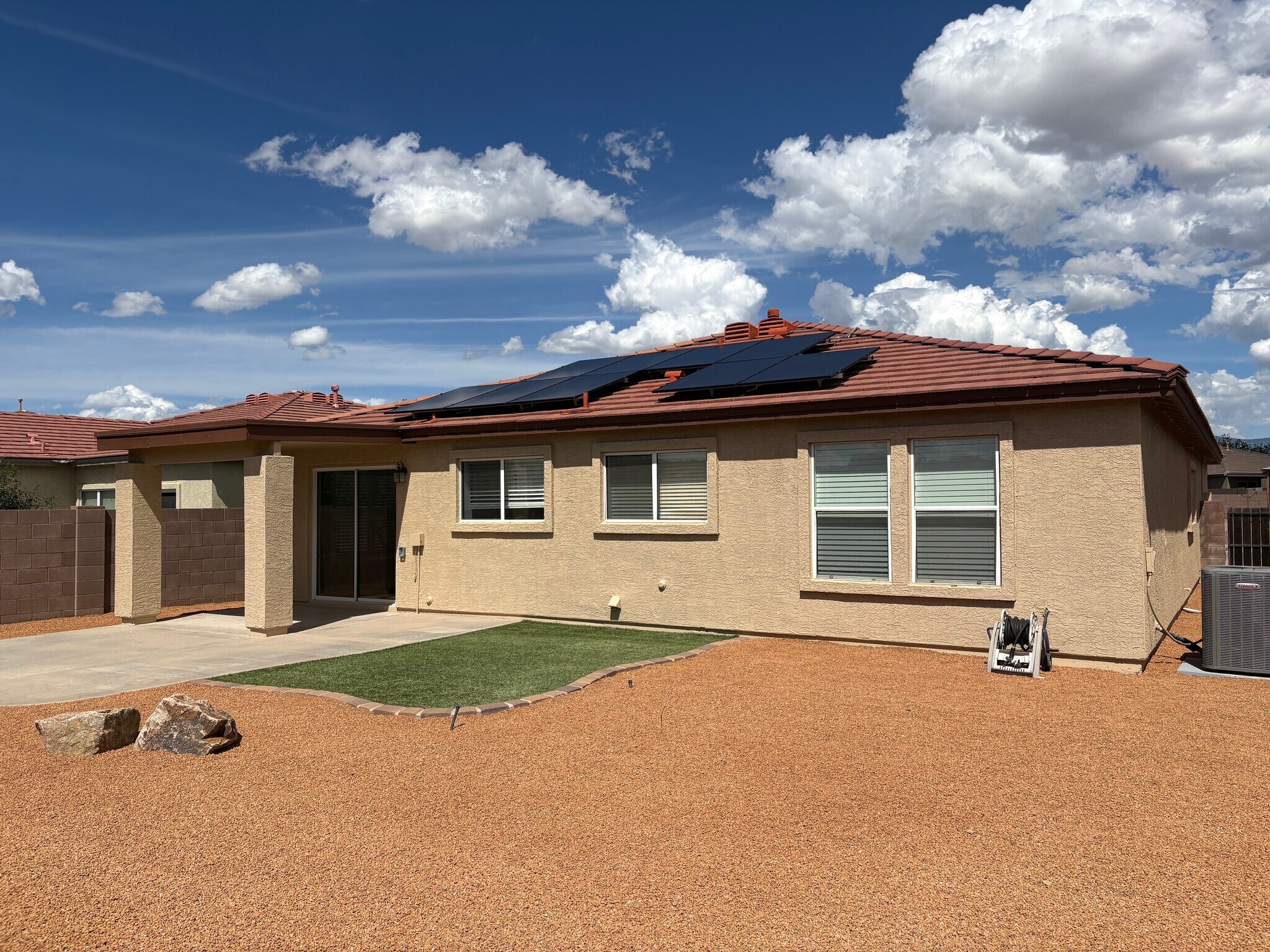 Building Photo - 10552 S Sunshower Way