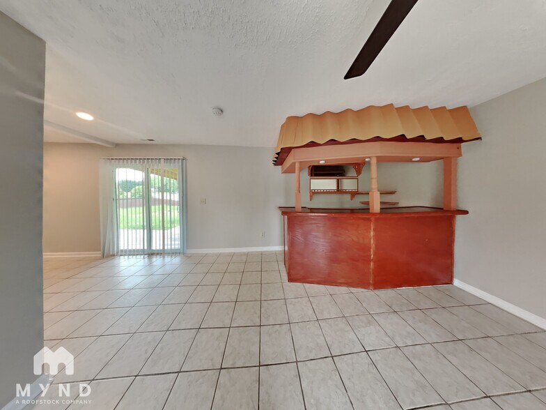 Building Photo - 150 Single Oak Dr
