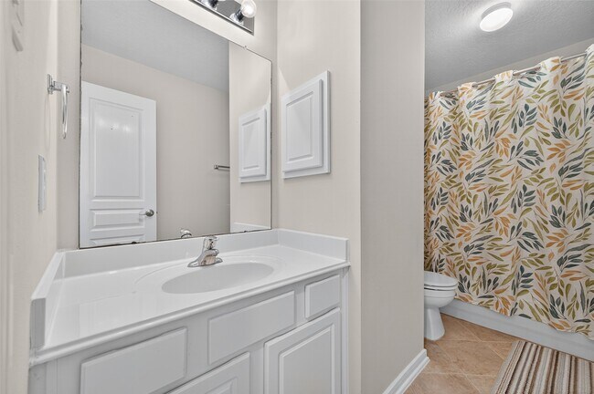 Building Photo - 17827 Harbour Bridge Point Dr