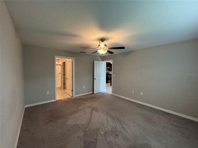 Building Photo - 9431 Channing Hill Dr